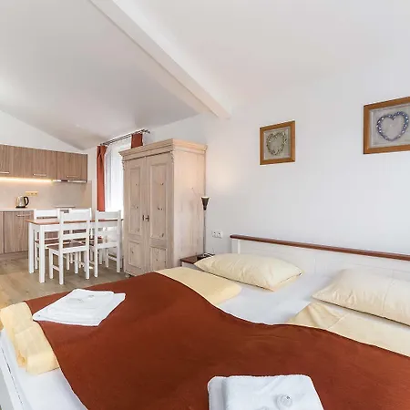 Aparthotel Gardena Cesky Krumlov